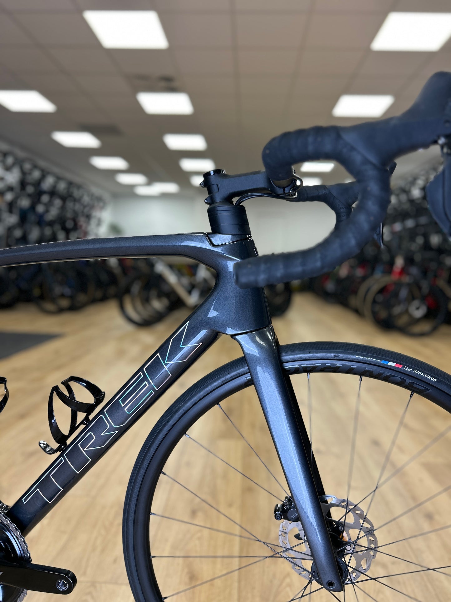 Trek Emonda SL6 Di2 Carbon Road Bike