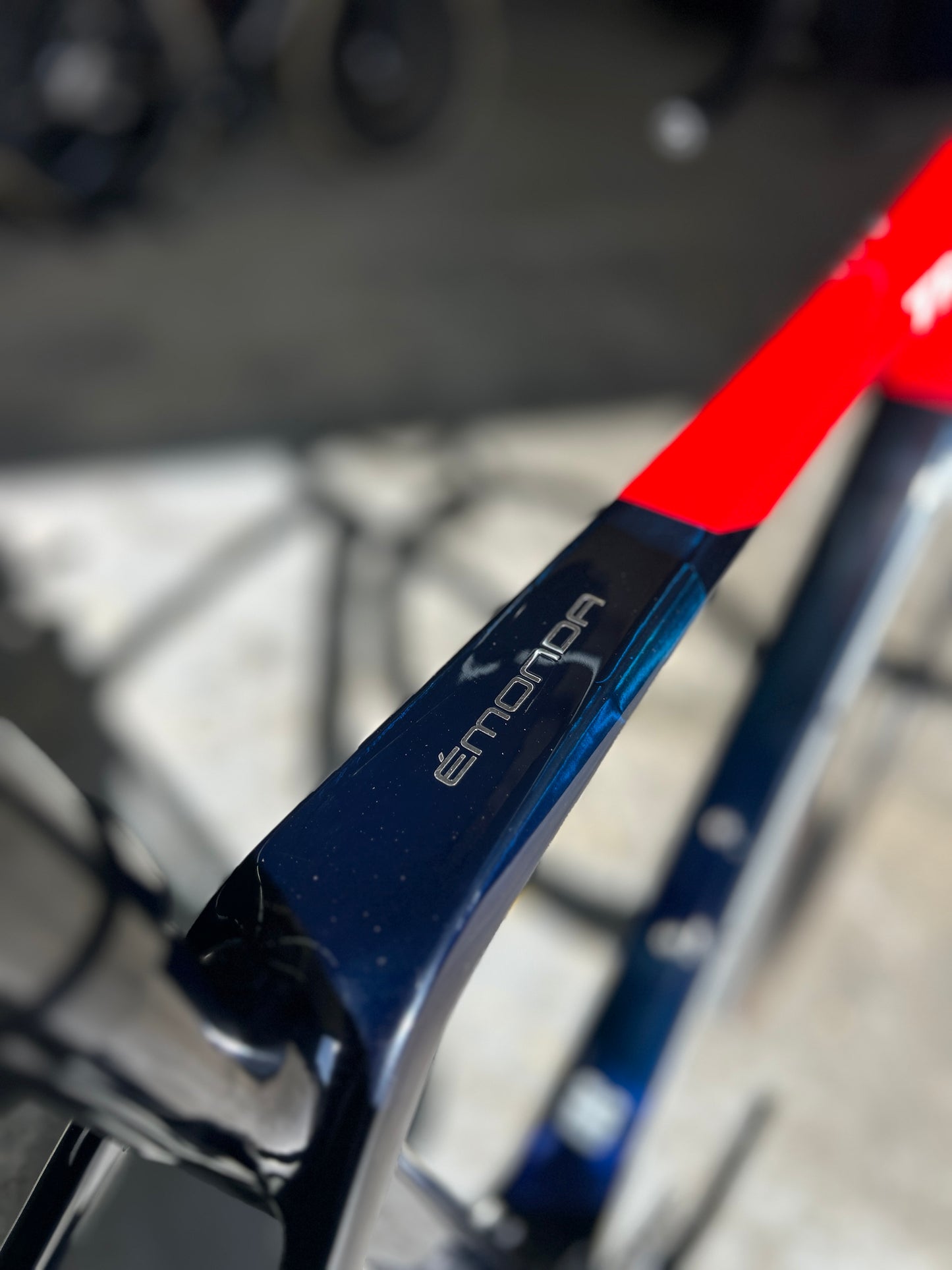 Trek Emonda SLR6 AXS Carbon Road Bike