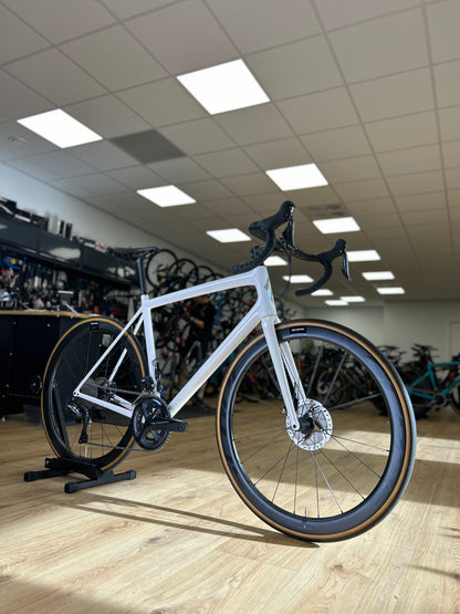 Specialized Aethos Di2 Carbon Racefiets