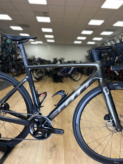 Scott Addict RC Di2 Carbon Road Bike