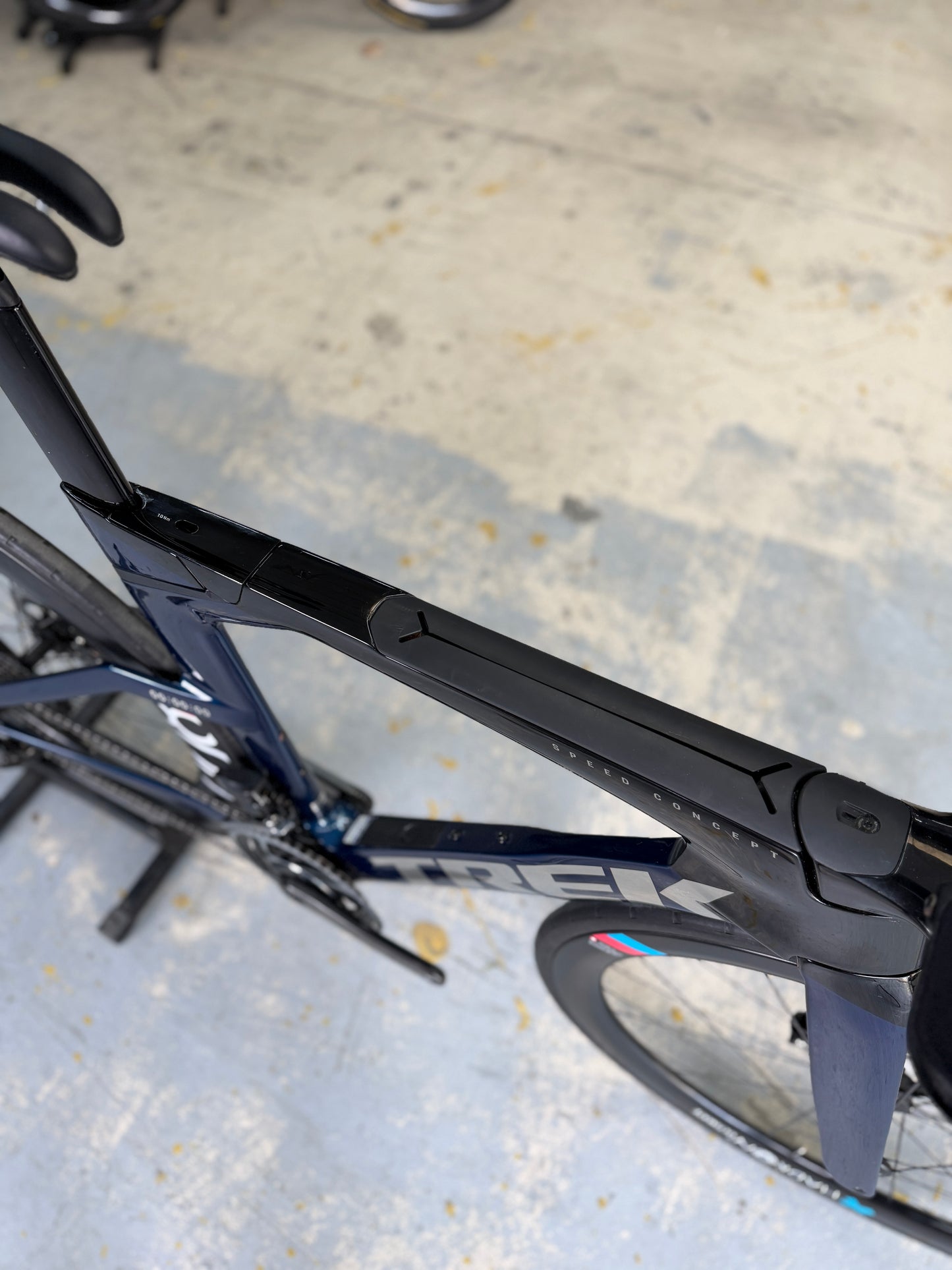 Trek Speed Concept SLR 9 eTap Red Carbon Racefiets