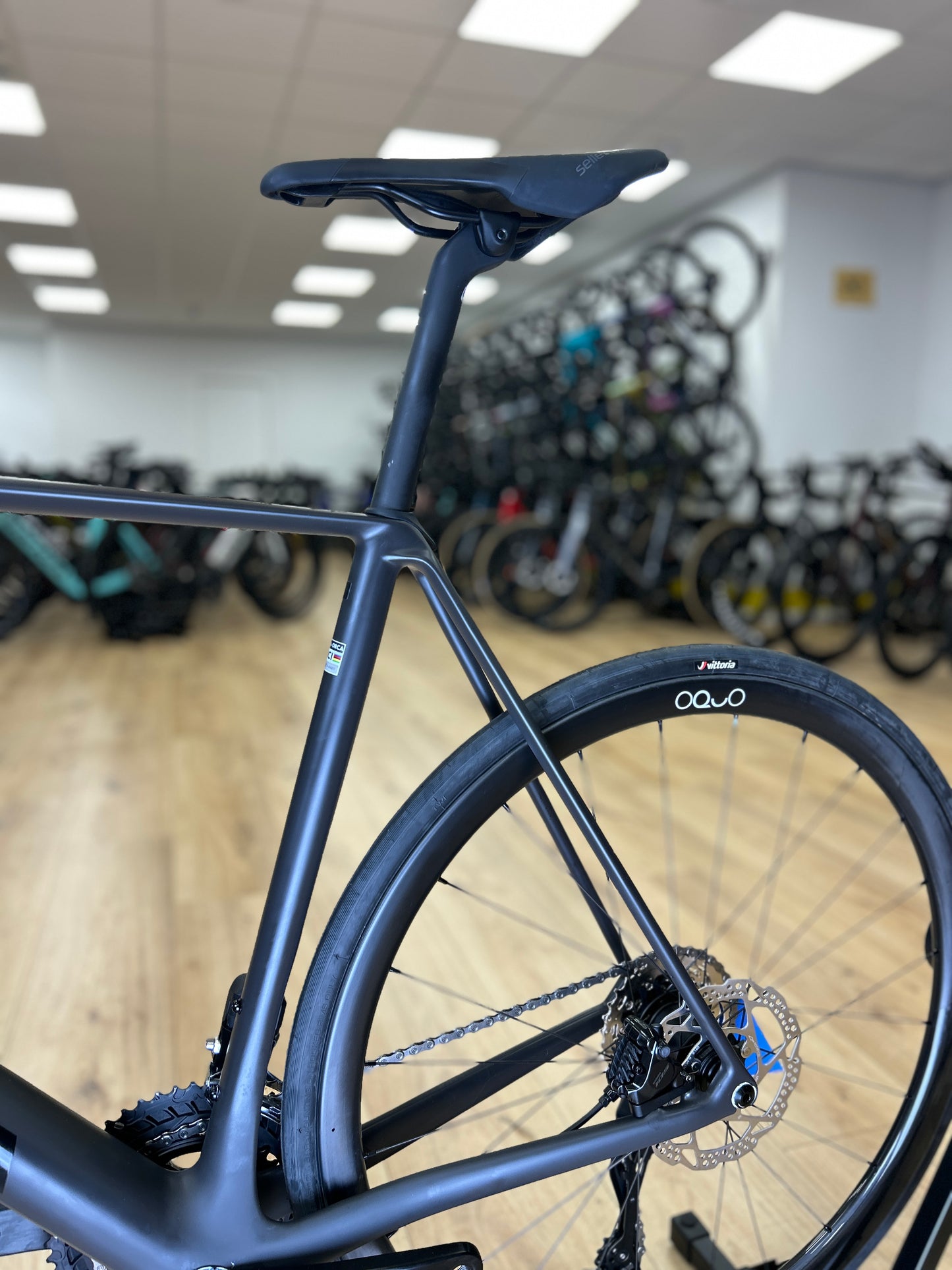 Showroom Model Orbea Orca M35i Di2 Carbon Racing Bike