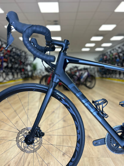 Cube Attain Ultegra Carbon Disc Racefiets