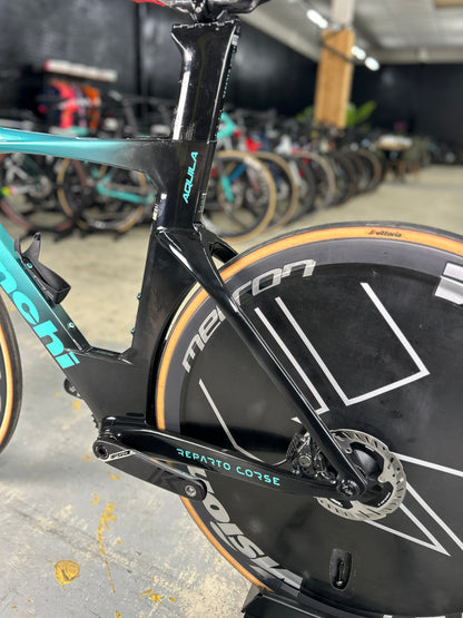 Bianchi Aquila RC Disc Di2 Carbon TT