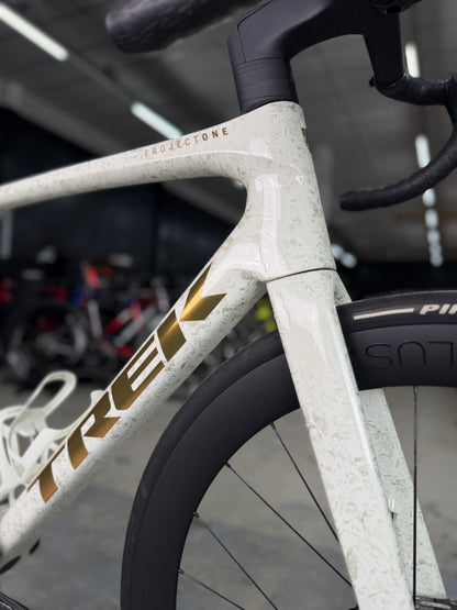 250km Trek Madone SLR AXS Carbon Racefiets