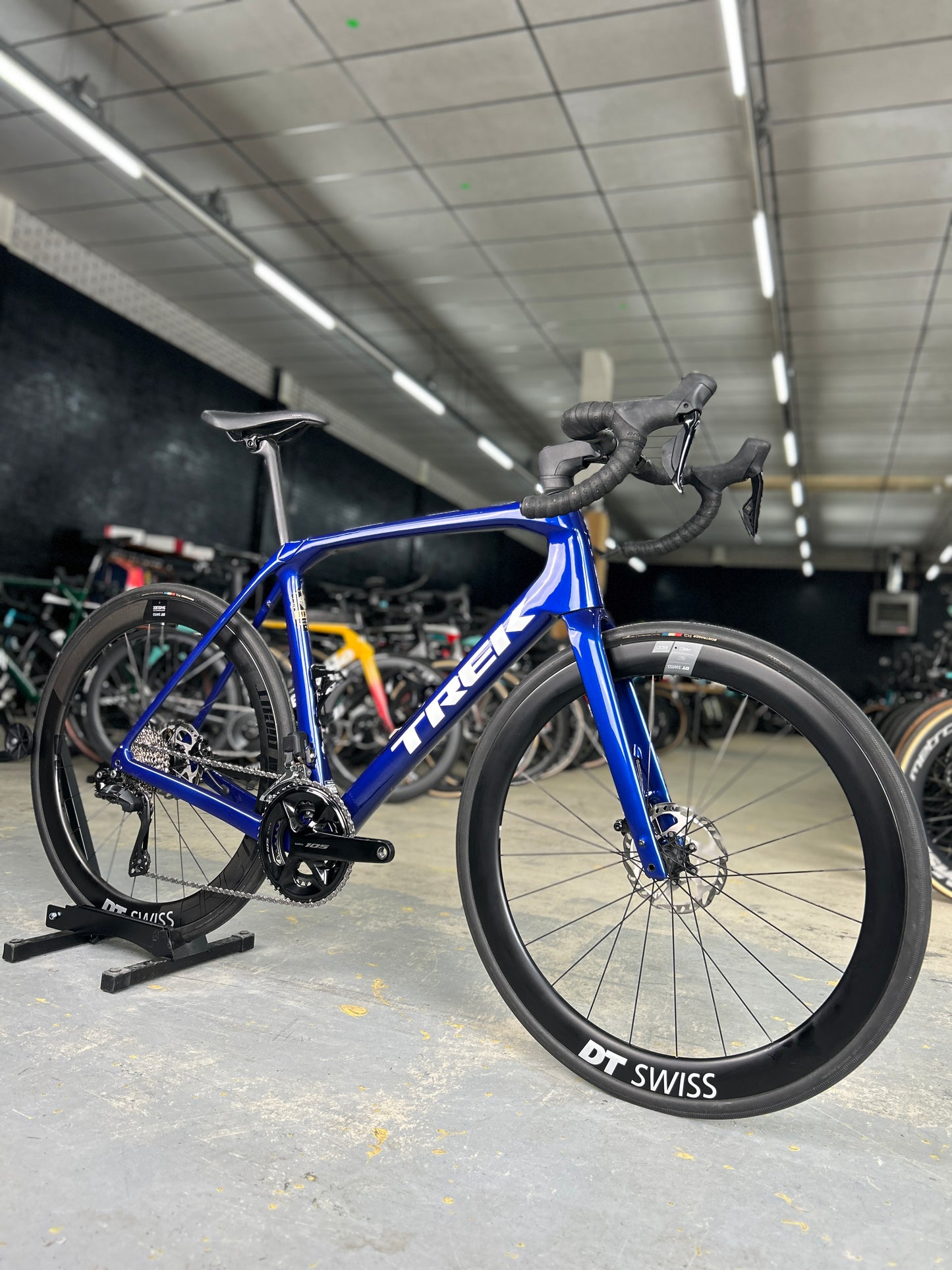 Trek Domane SL6 Di2 Carbon Road Bike