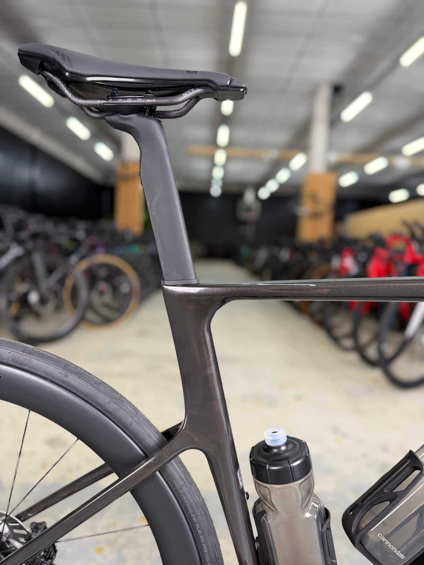 NIEUW Cannondale SuperSix EVO Hi-MOD Di2 Carbon Racefiets