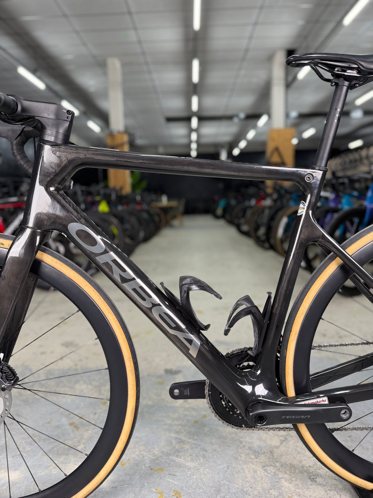 Orbea Orca M20iTEAM Di2 Carbon Racefiets
