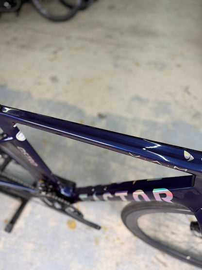 NIEUW Factor Ostro VAM Di2 Carbon Racefiets