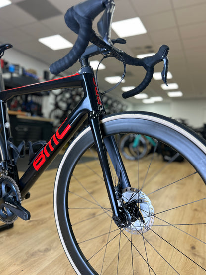 BMC Teammachine SLR02 Di2 Carbon Road Bike