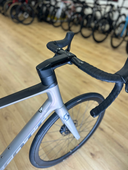 Scott Addict RC10 AXS Carbon Road Bike