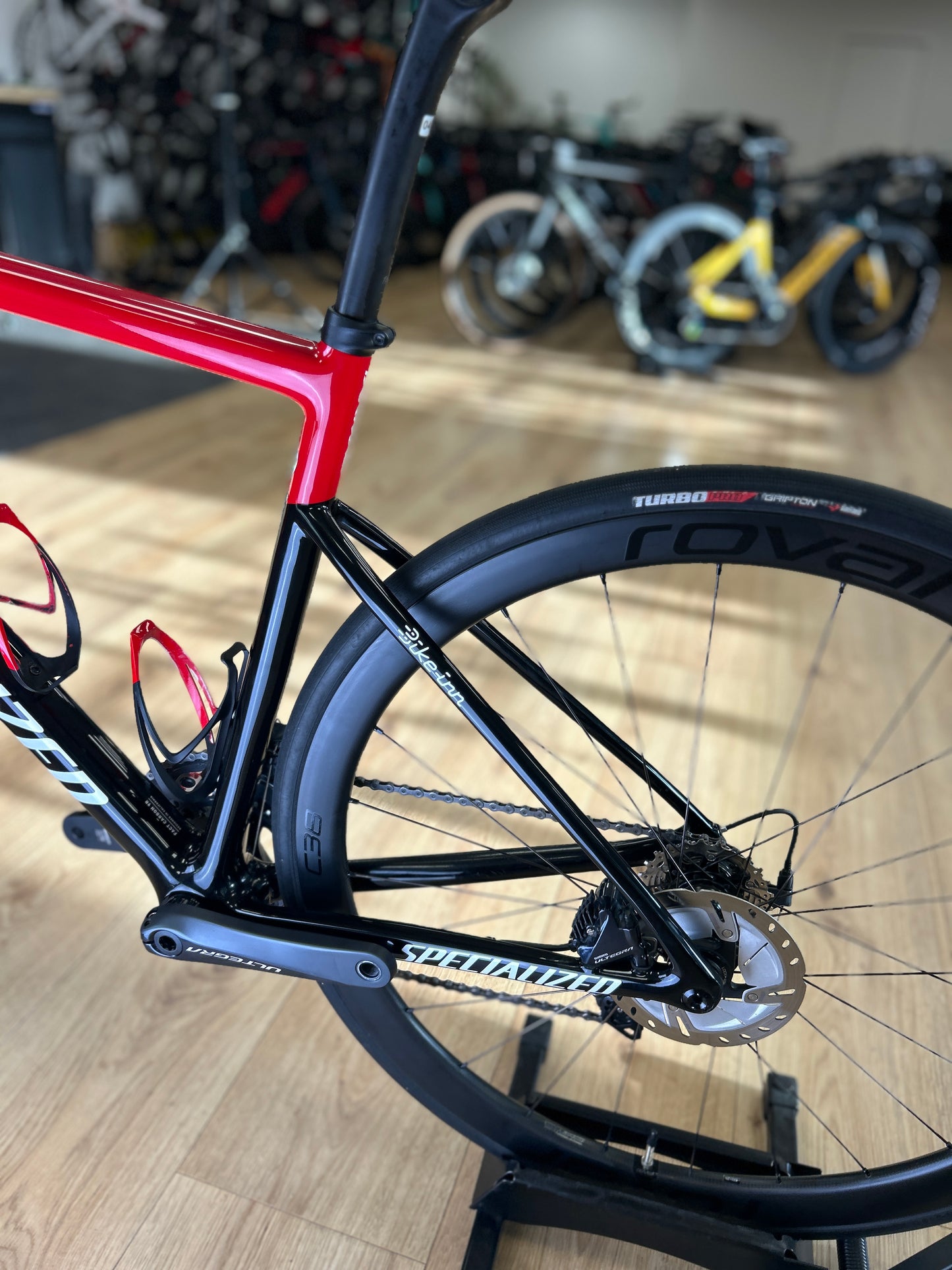 Specialized Tarmac SL6 Carbon Road Bike