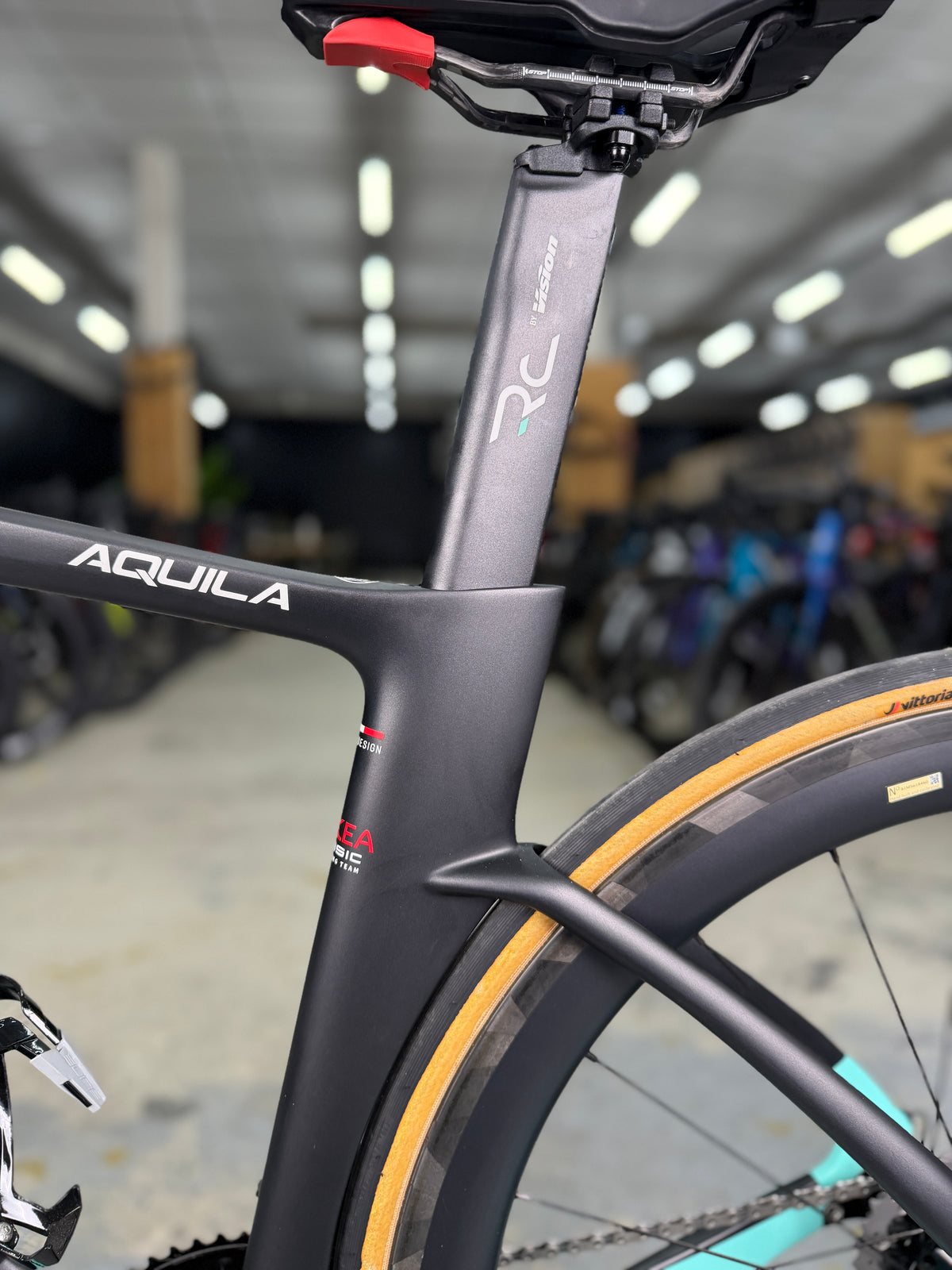 Bianchi Aquila CV Dura Ace Di2 Carbon Racefiets