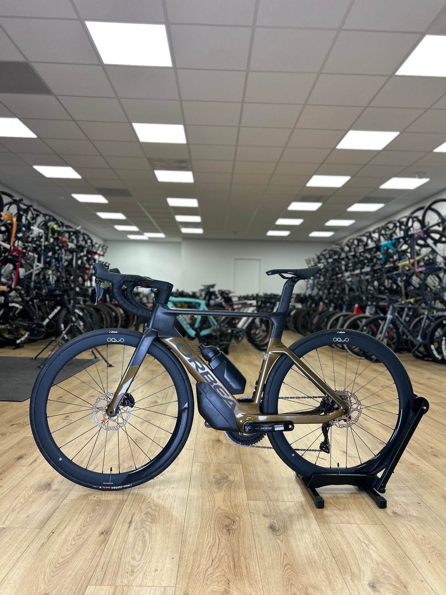 0km Showroom Model Orbea Orca Aero M30iLTD Di2 Carbon Racefiets