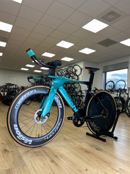 Bianchi Aquila RC Disc Di2 Carbon Racefiets