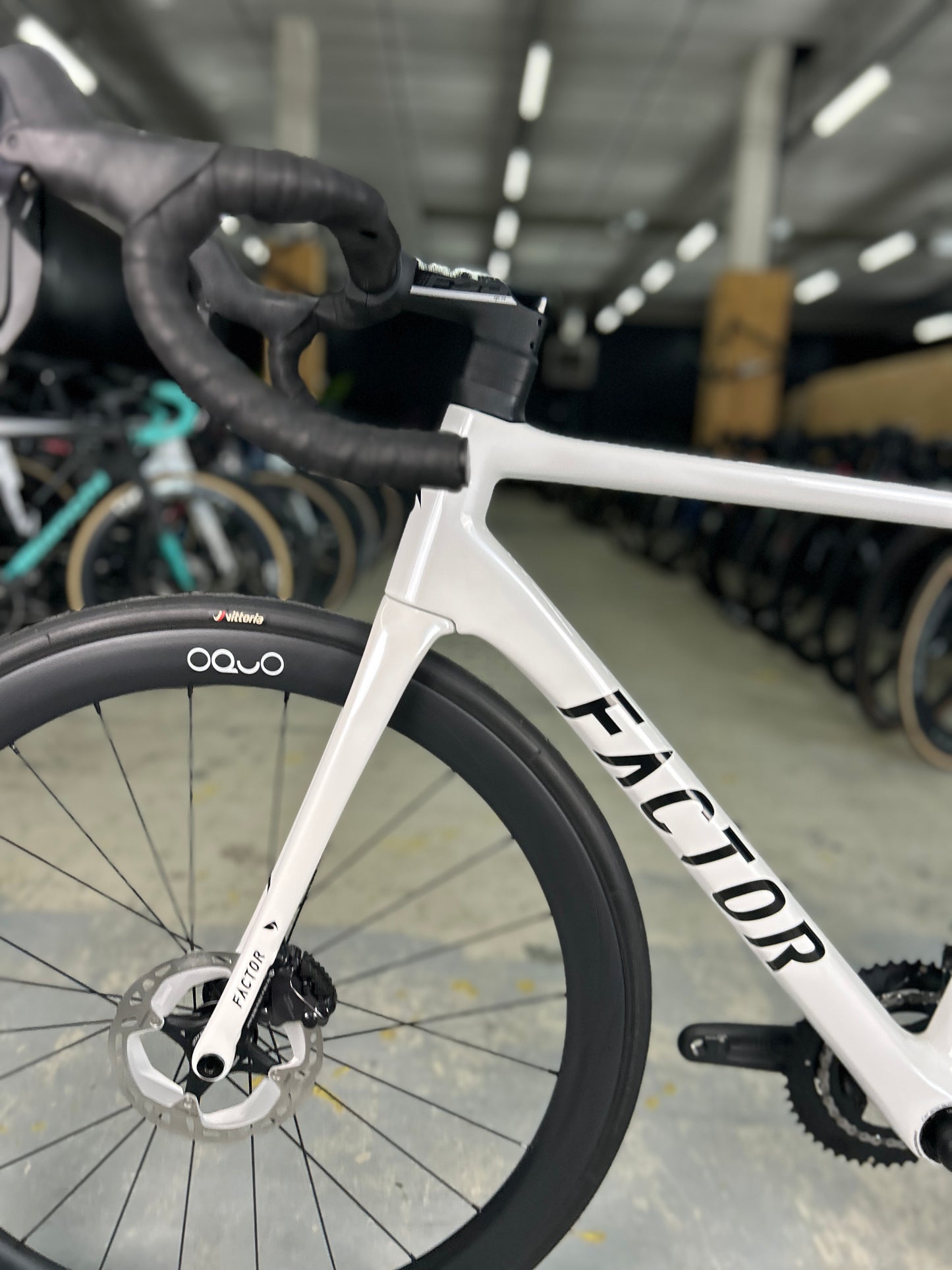 Showroom Factor O2 Di2 Carbon Racefiets
