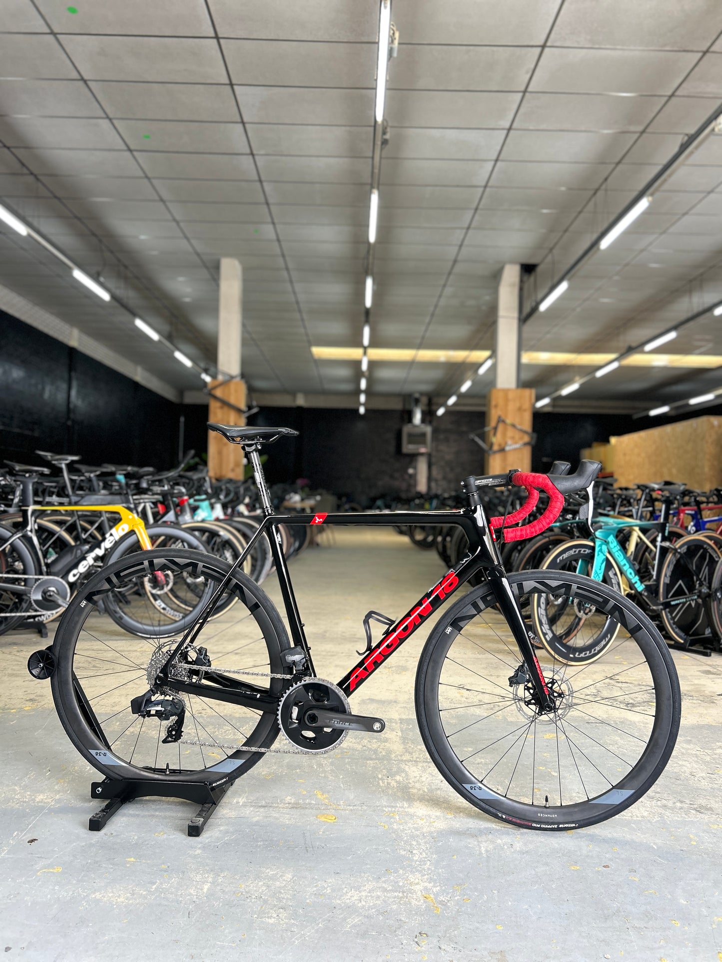 NIEUW Argon18 Gallium AXS Carbon Racefiets