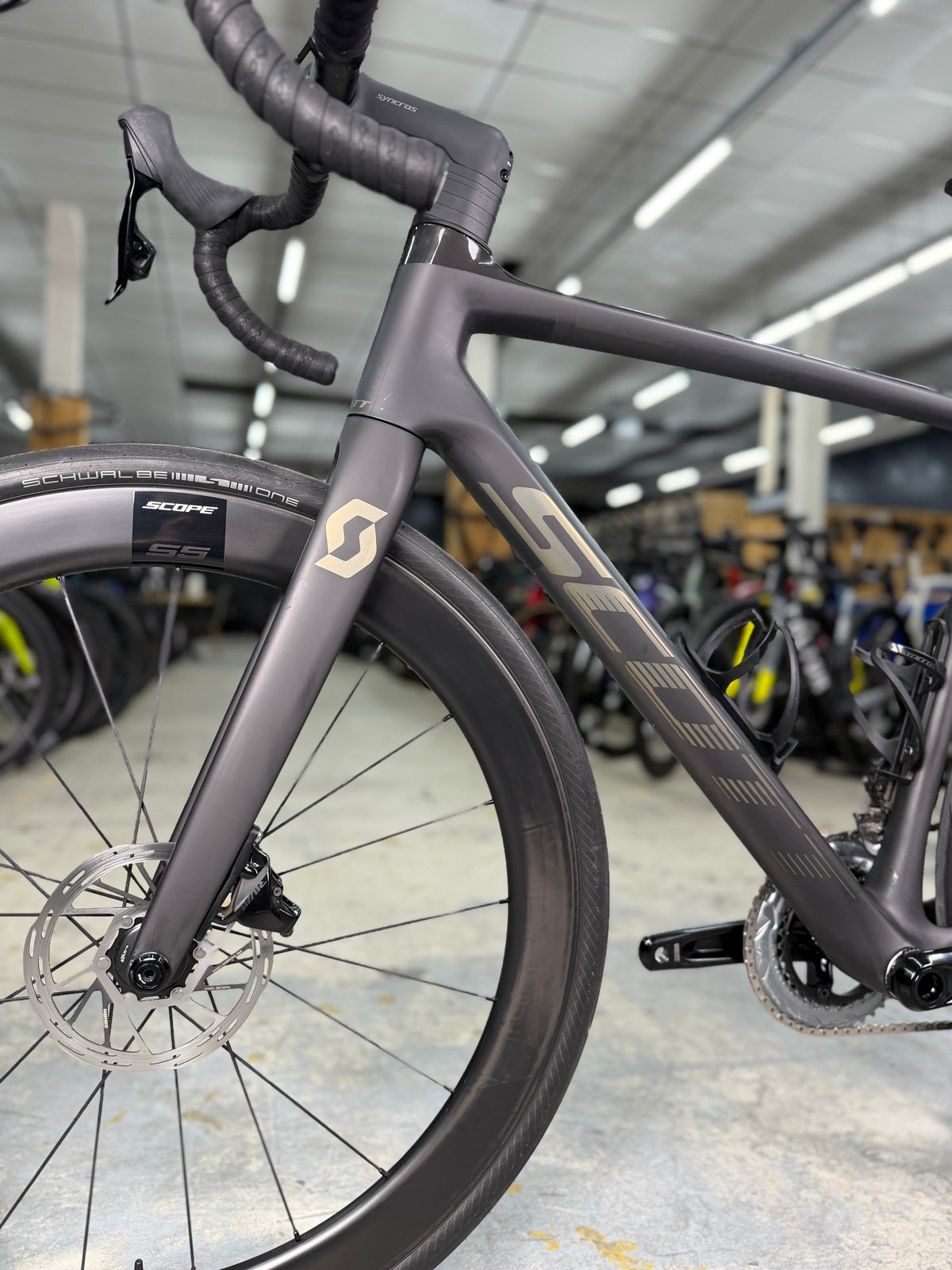 Scott Addict AXS Carbon Road Bike