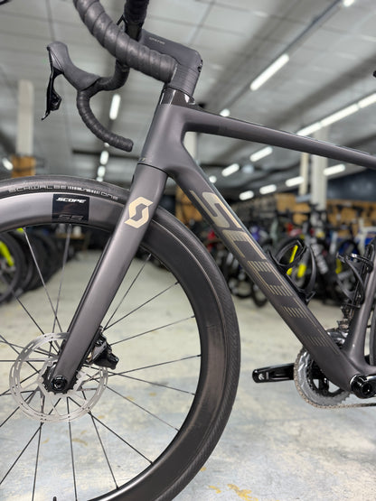 Scott Addict AXS Carbon Road Bike
