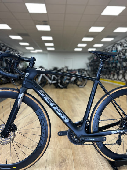 Sensa Giulia Carbon Racefiets