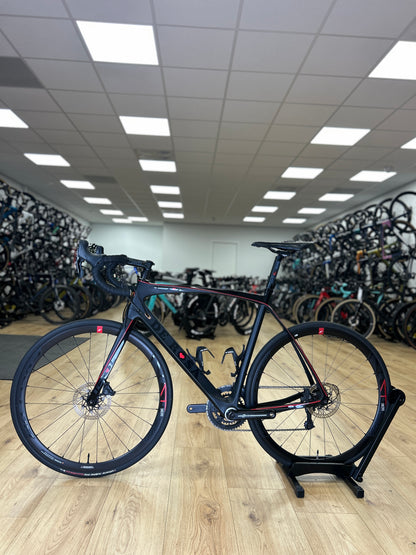 The Rosa Idol Carbon Racing Bike