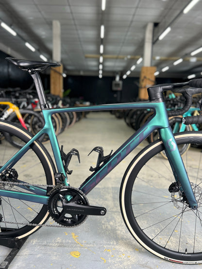 Scott Addict RC15 Di2 Carbon Road Bike