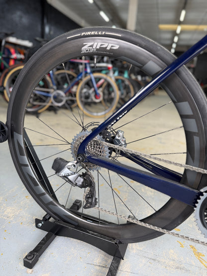 Cervélo Caledonia-5 Red eTap Carbon Road Bike