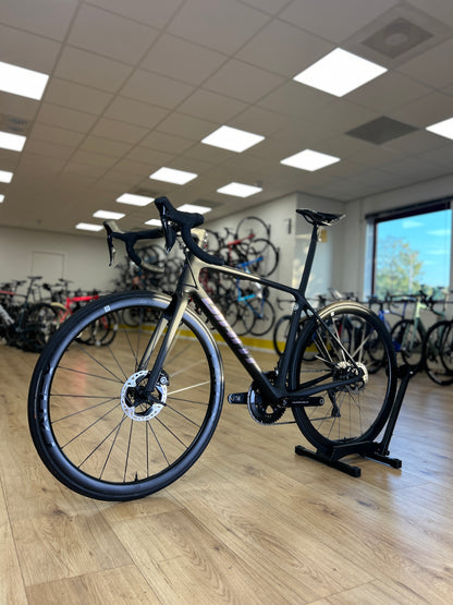 SHOWROOM MODEL Giant TCR Advanced SL Disc 0 Di2 Carbon Racefiets