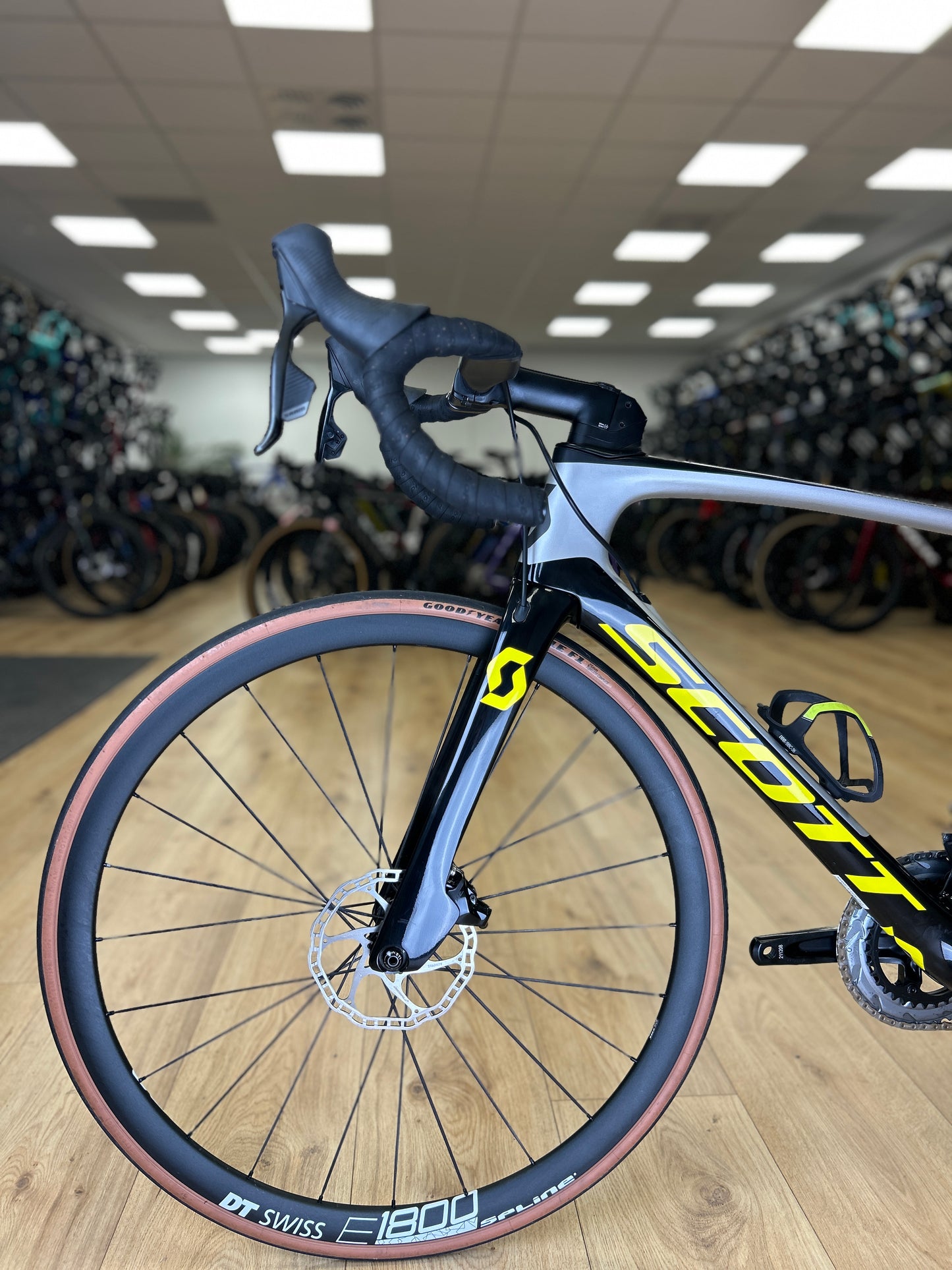 Scott Foil RC AXS Carbon Road Bike