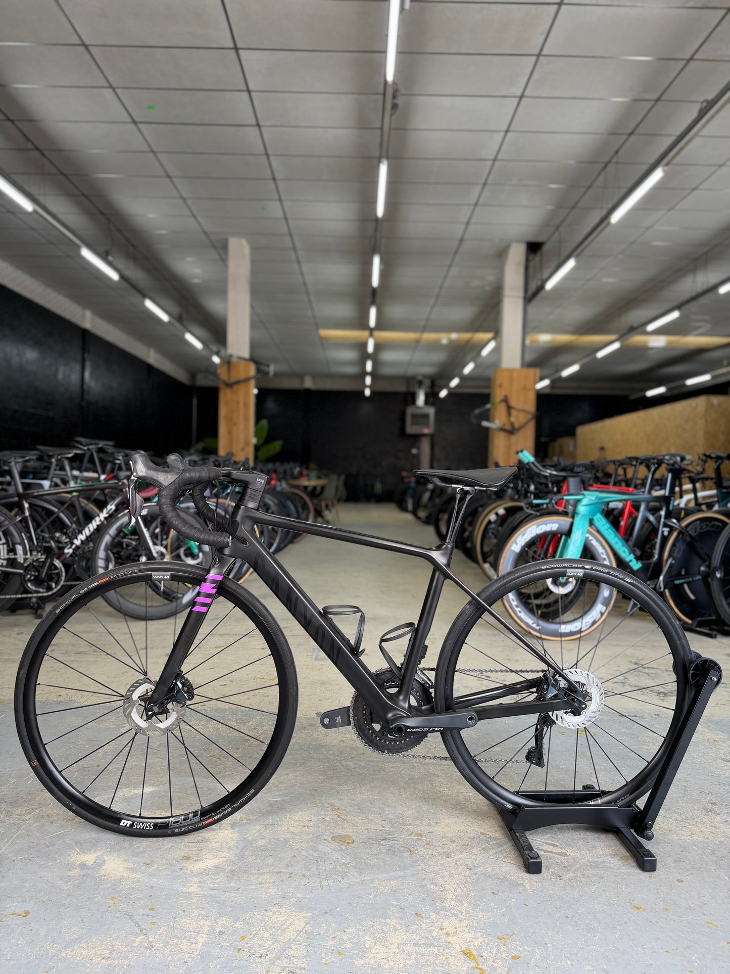 Canyon Ultimate WMN CF SL Di2 Carbon Racefiets