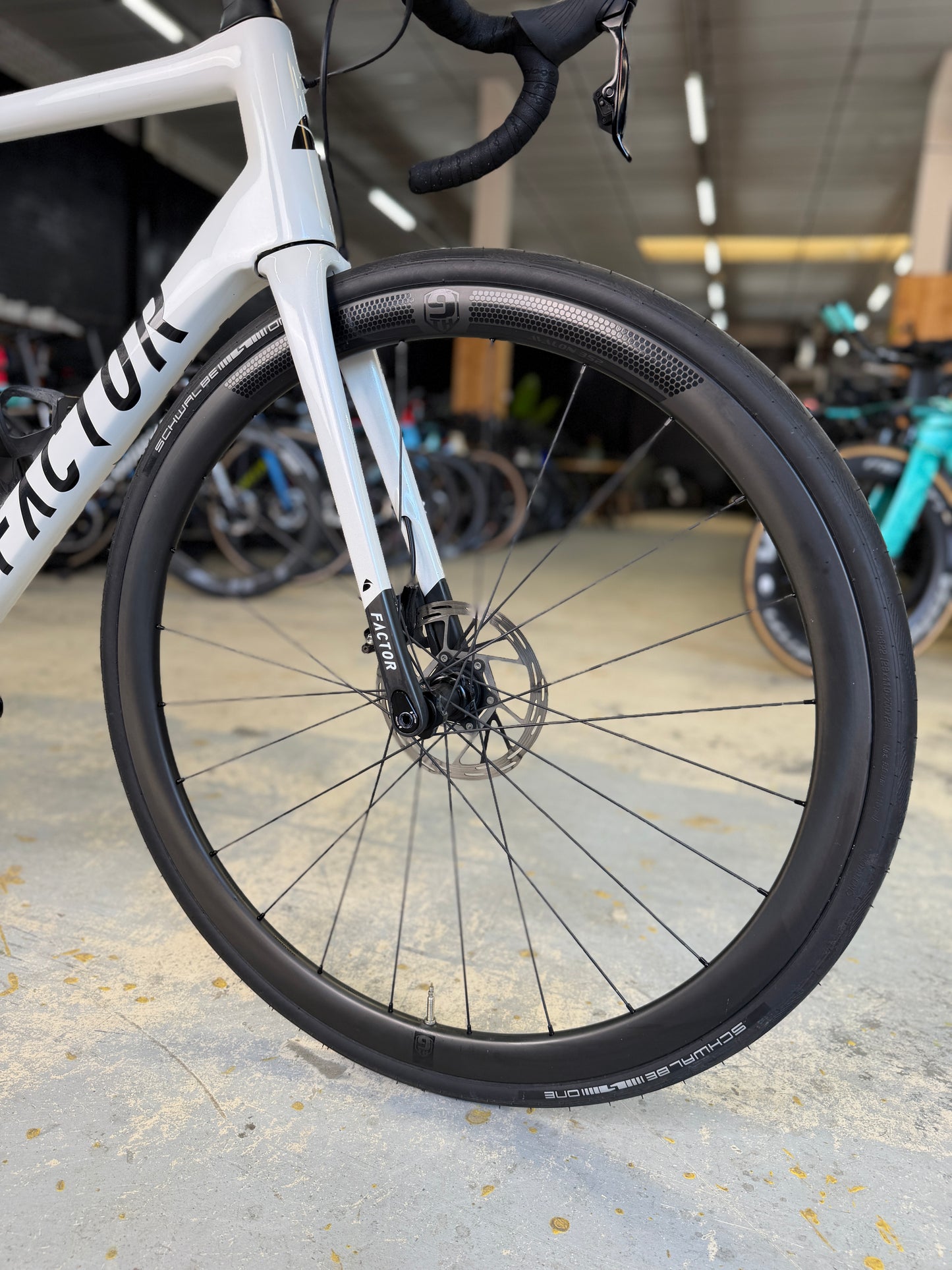 Factor O2 AXS Carbon Racefiets