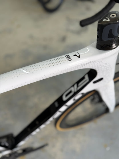 Pinarello Dogma F10 SRAM Red eTap Carbon Road Bike