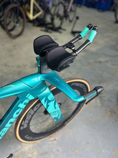 Bianchi Aquila RC Disc Di2 Carbon TT