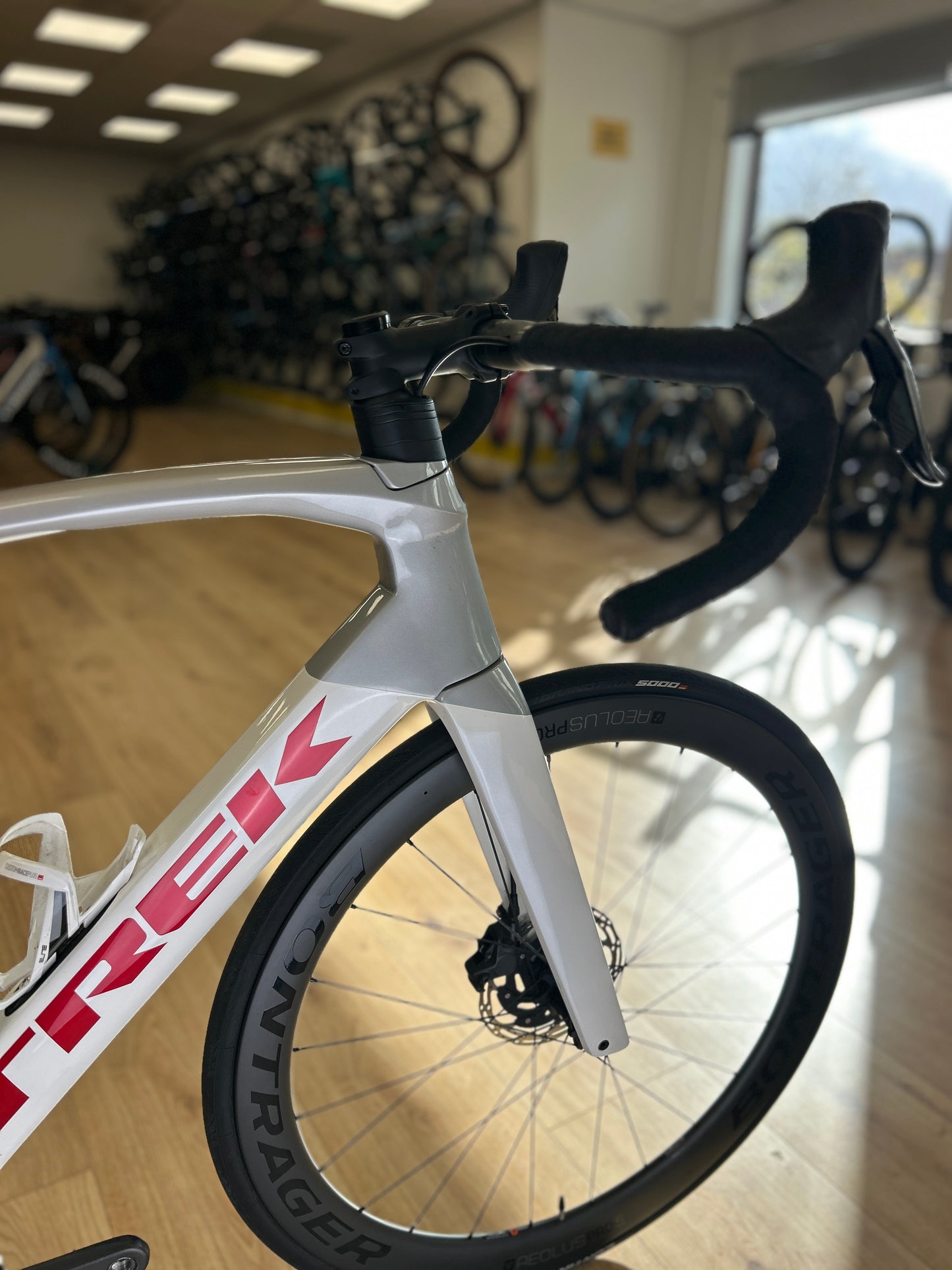 Trek Madone SL7 AXS Carbon Road Bike
