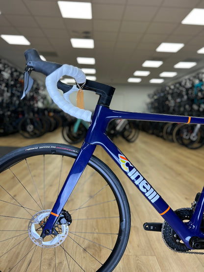 0km Showroom Model Cinelli Pressure Di2 Carbon Racefiets