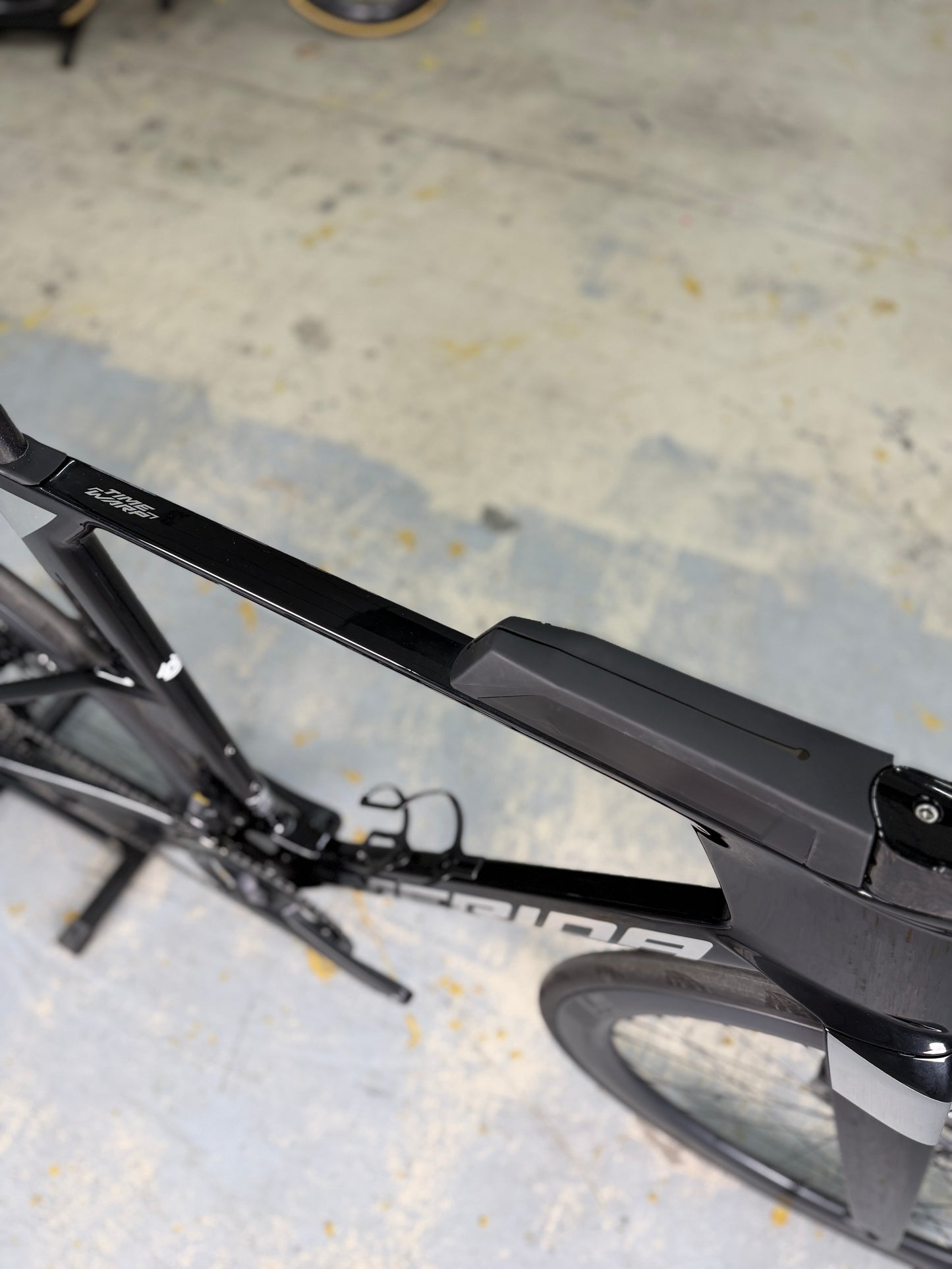 DEMO Merida Time Warp Tri Limited Di2 Carbon Racefiets