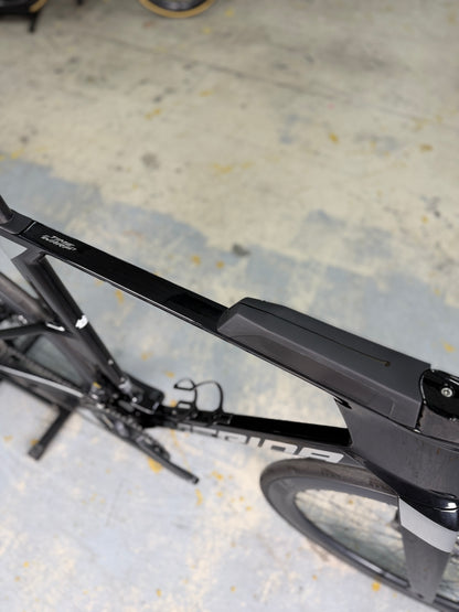 DEMO Merida Time Warp Tri Limited Di2 Carbon Racefiets