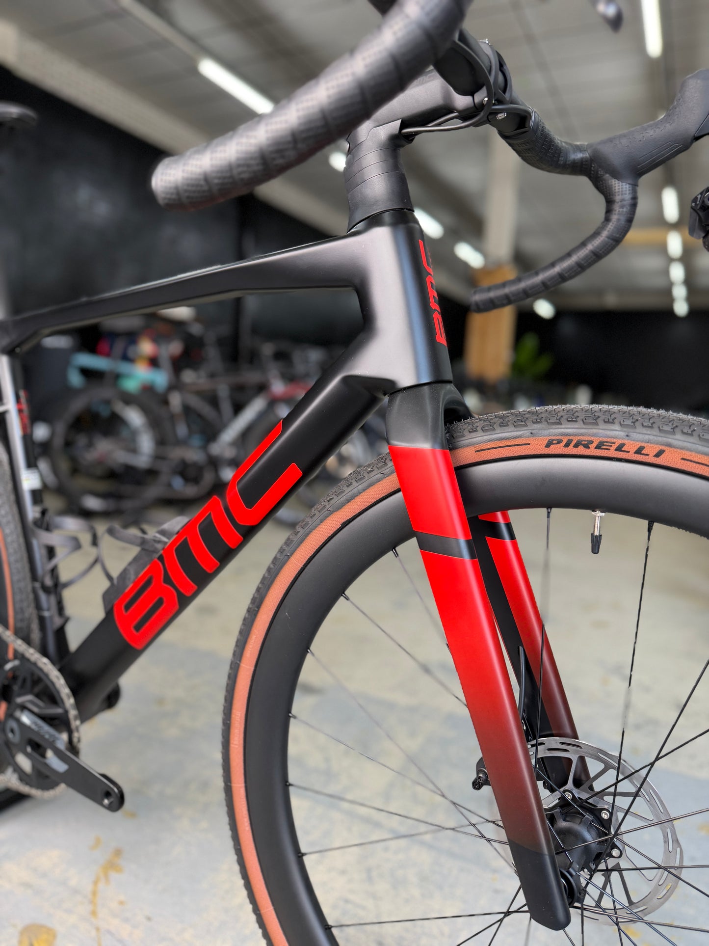 NIEUW BMC Kaius 01 FOUR AXS Gravel Fiets