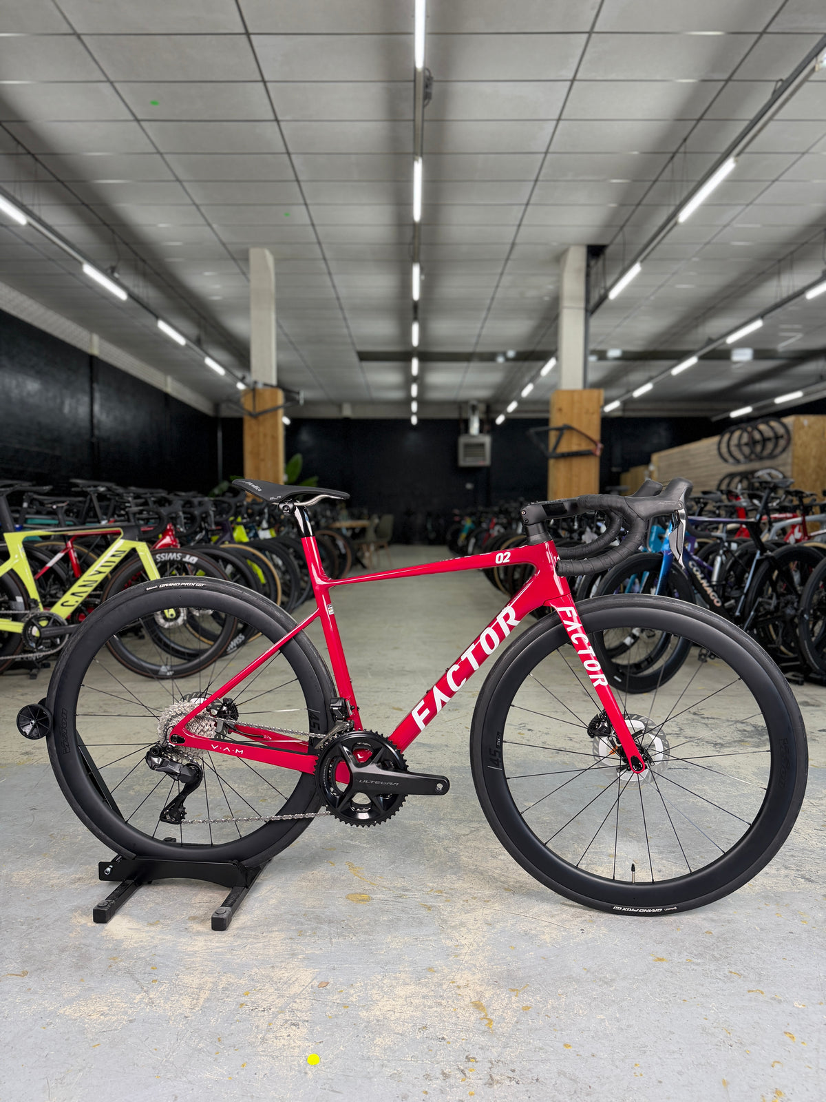 NIEUW Factor O2 VAM Di2 Carbon Racefiets