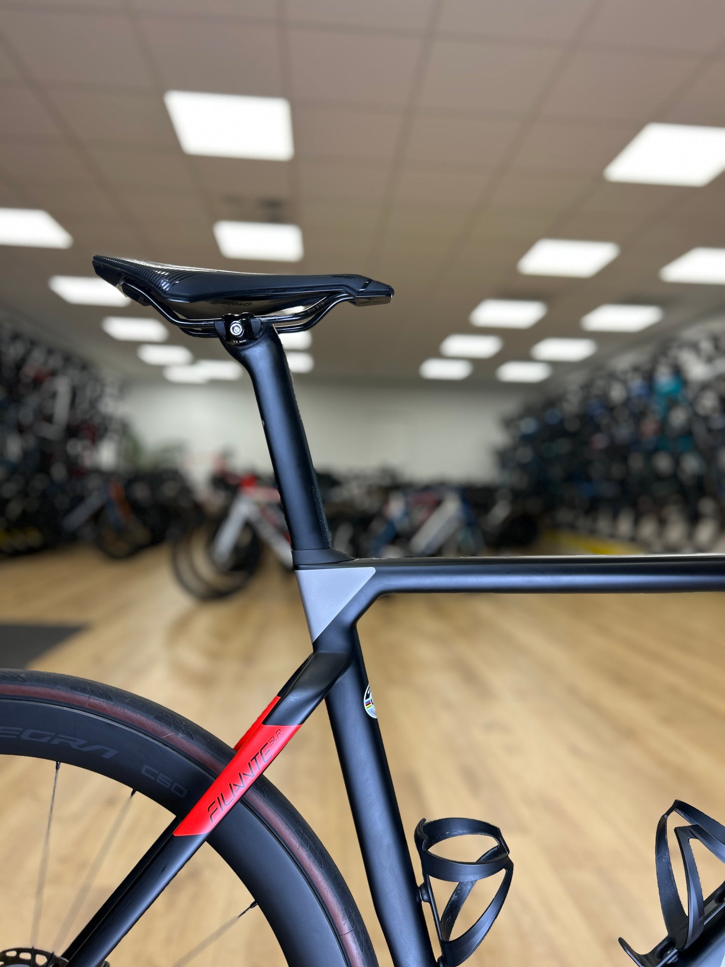 2000km Wilier Filante SLR Di2 Carbon Racefiets