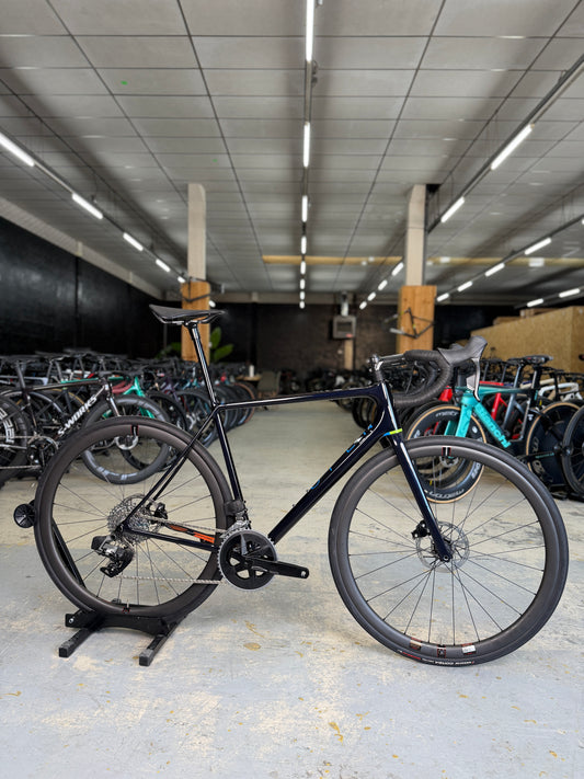 NIEUW Open MIN.D AXS Carbon Racefiets