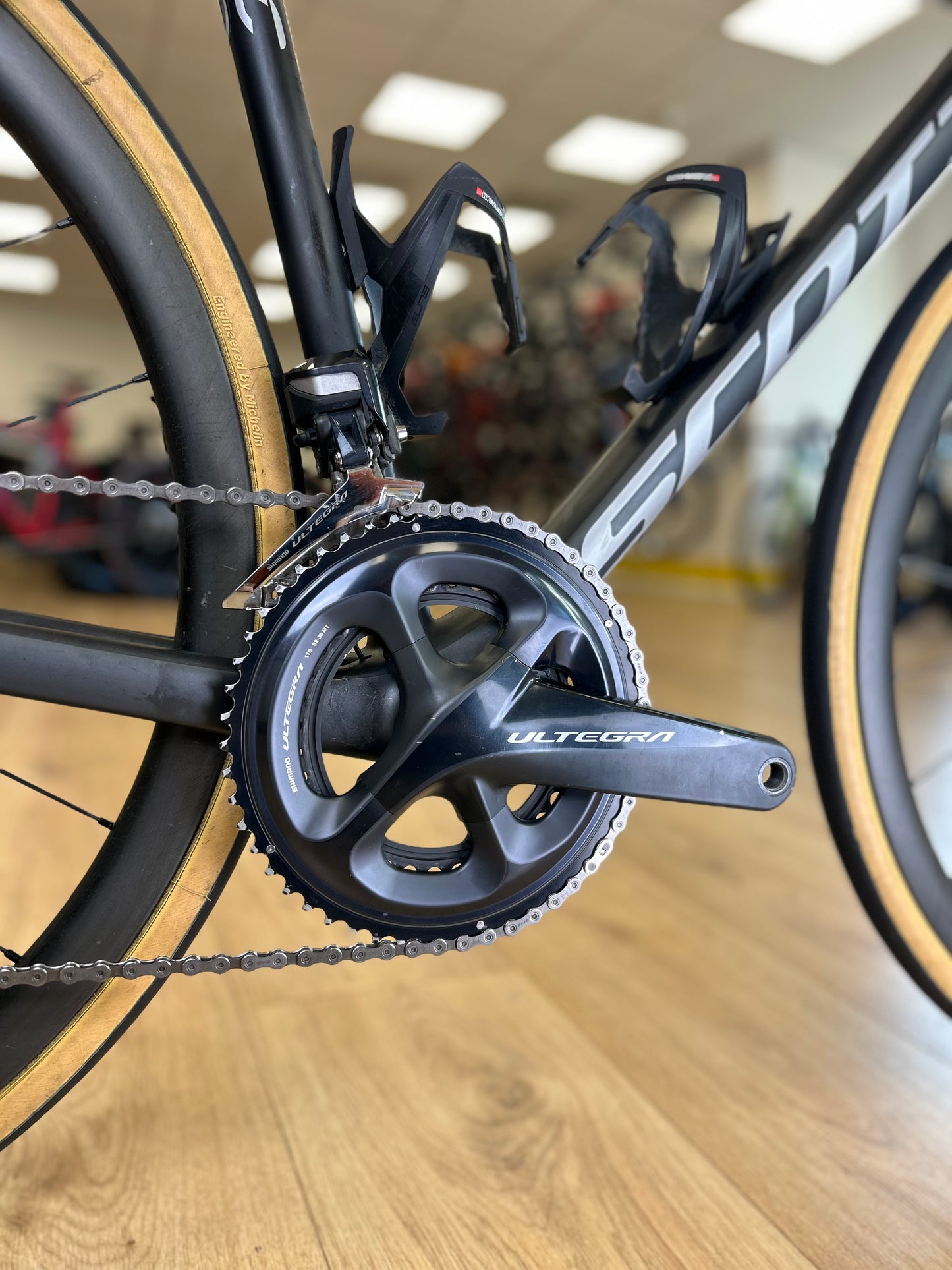 Scott Addcit 15 RC Di2 Disc Carbon Racefiets