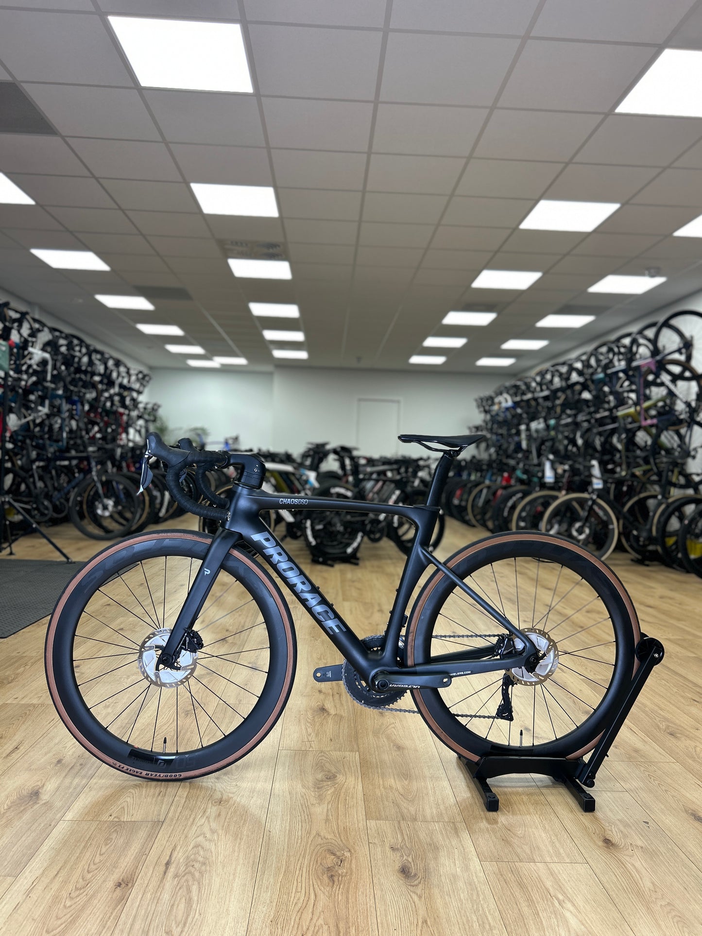 ProRace Chaos DSO Di2 Carbon Road Bike