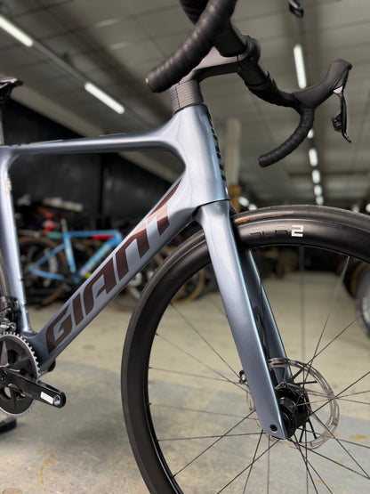 SHOWROOM Giant Propel Advanced 1 AXS Carbon Racefiets