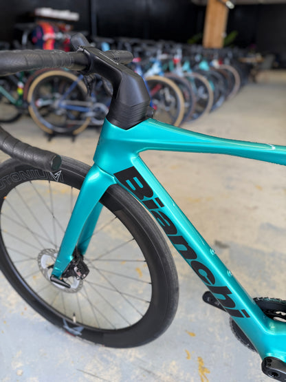 DEMO Bianchi Oltre Comp Di2 Carbon Racefiets