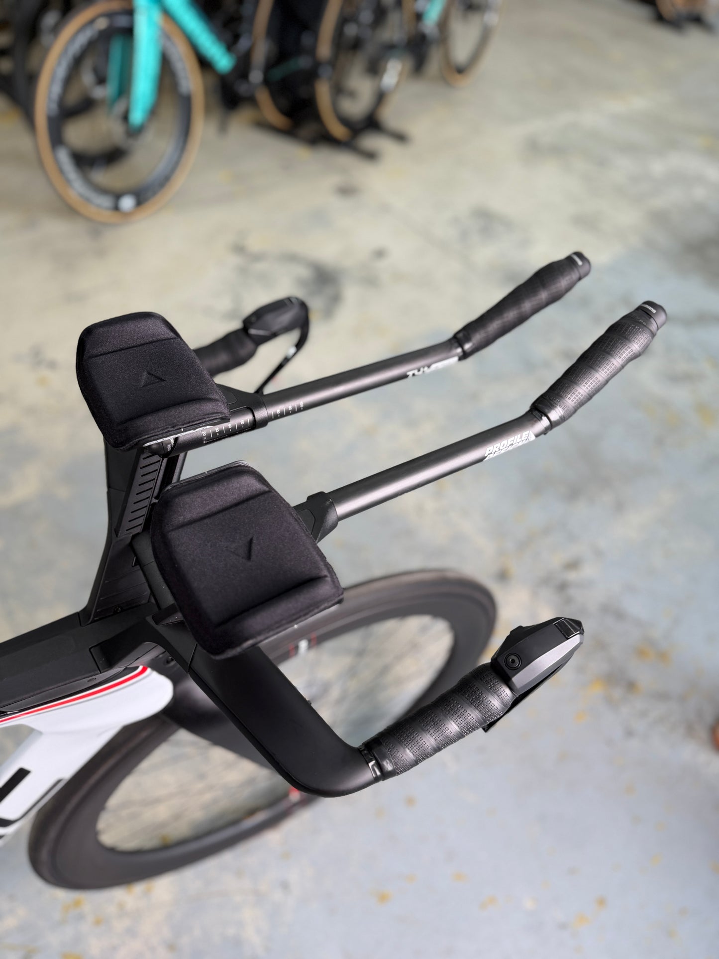 NIEUW BMC Timemachine 01 Di2 Carbon TT