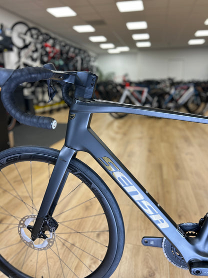 0km Showroom Model Sensa Giulia GF Di2 Carbon Racefiets