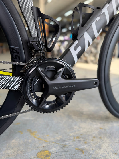 NIEUW Factor Ostro VAM Di2 Carbon Racefiets