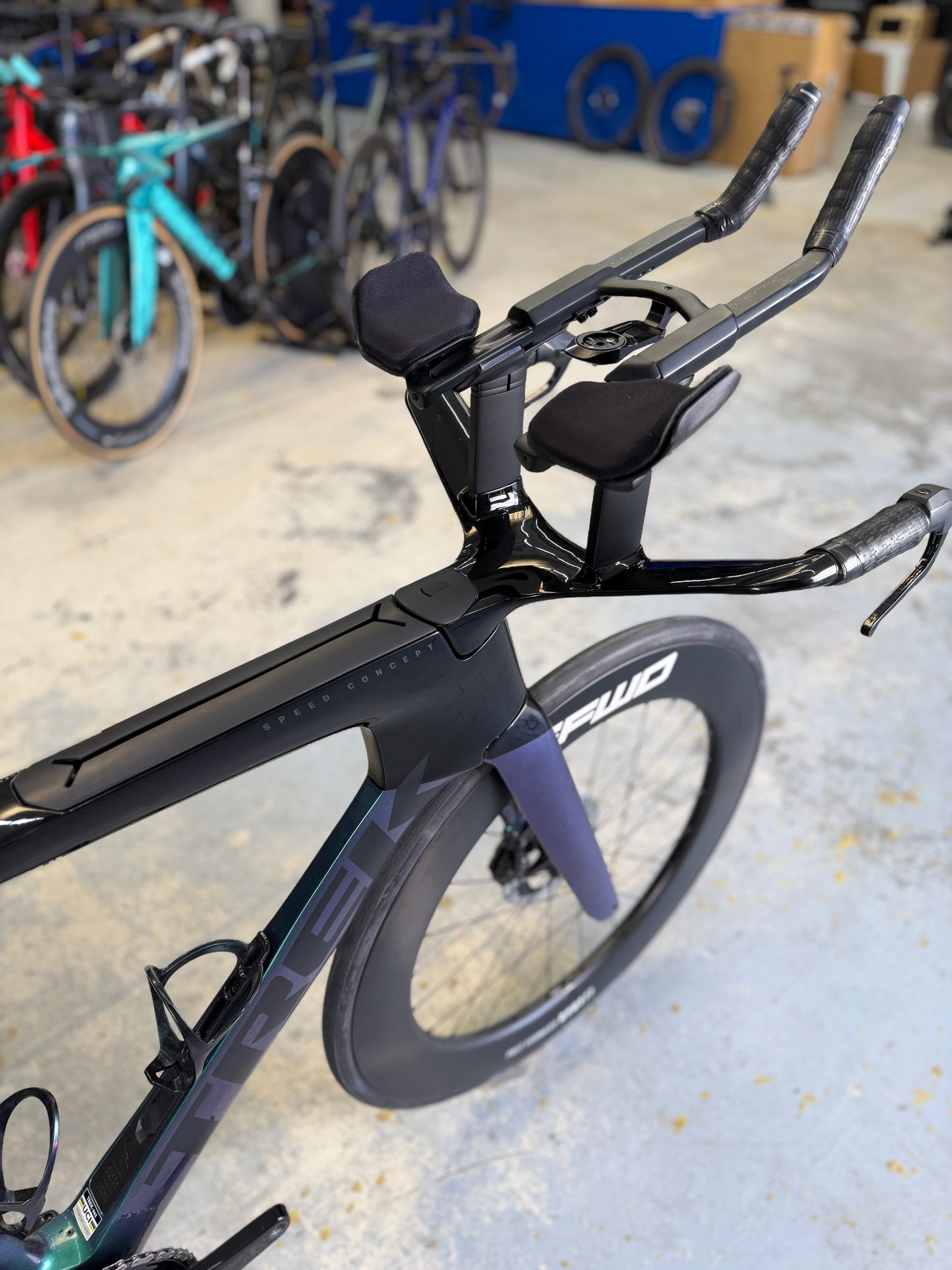 500km Trek Speed Concept SLR9 Dura Ace Di2 Carbon TT