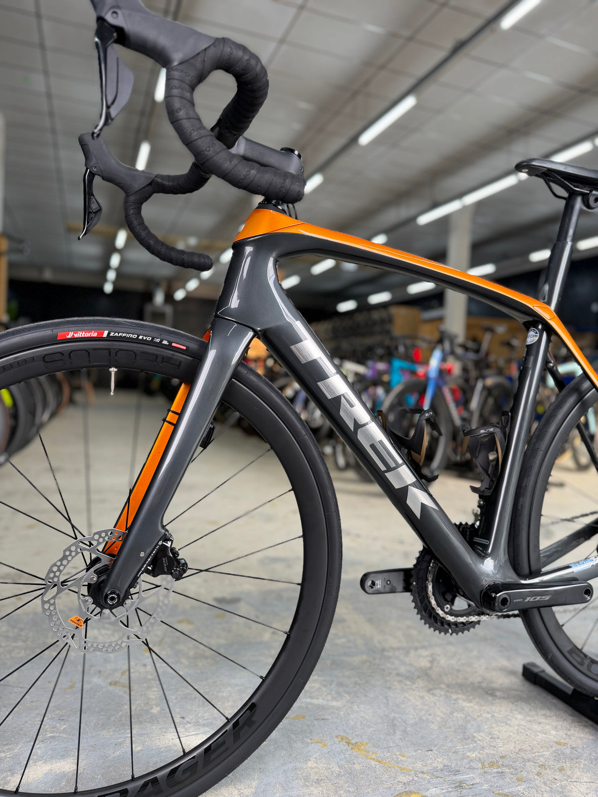 Trek Domane SL7 Di2 Carbon Road Bike
